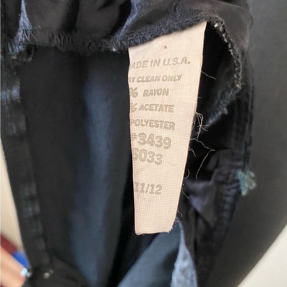 80s vtg Crushed Velvet Peplum Blazer + Skirt Set - Picture 12 of 15